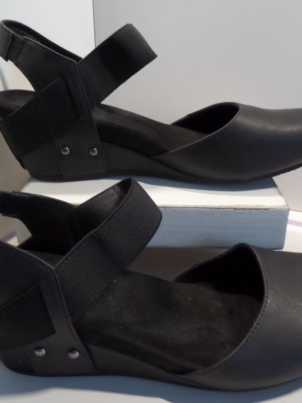 Hokus Pokus Famous Black Mary Jane Comfort Wedge Shoes Size 9.5M - New